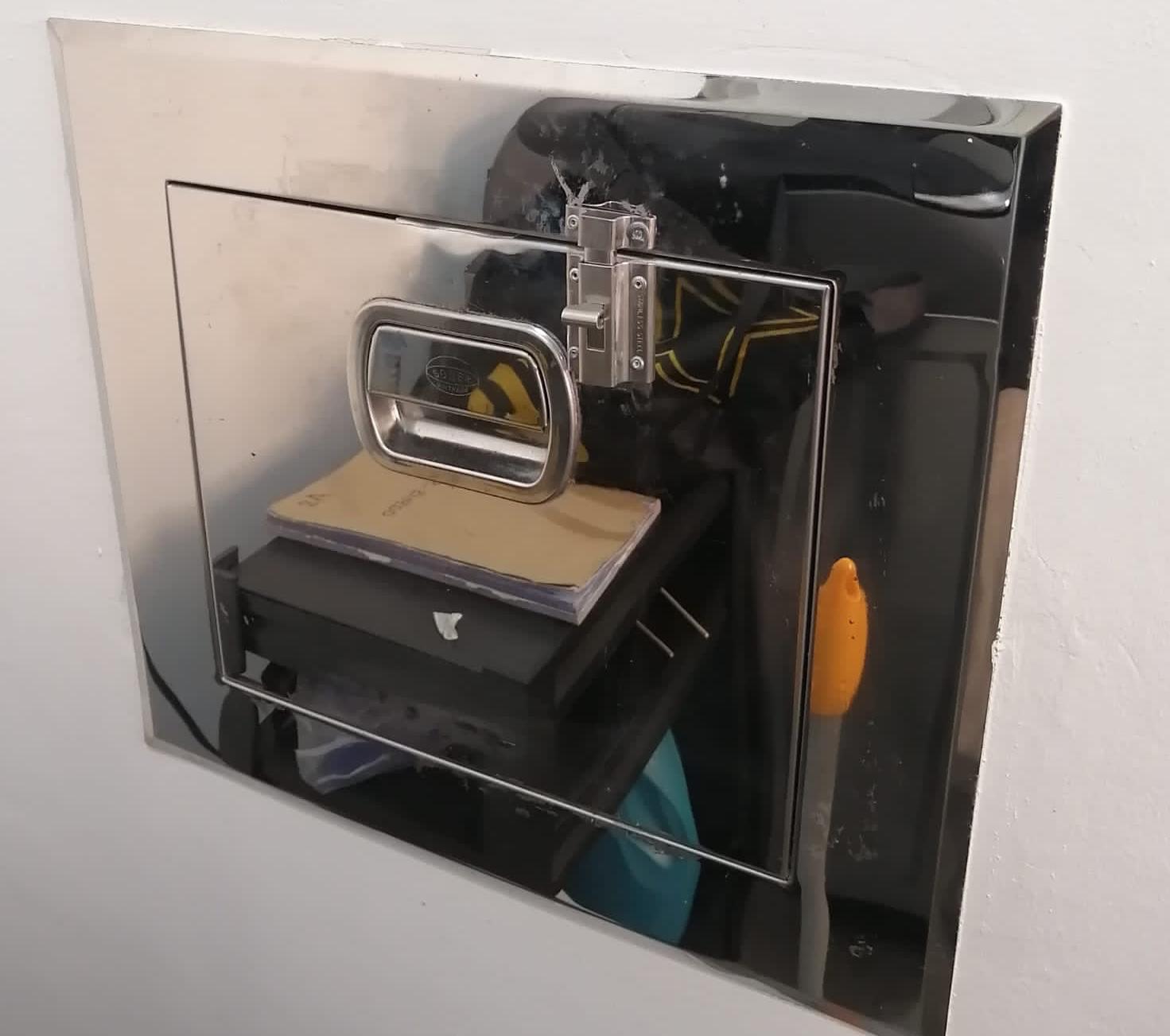 Unlock And Install Rubbish Chute Latch In Sengkang