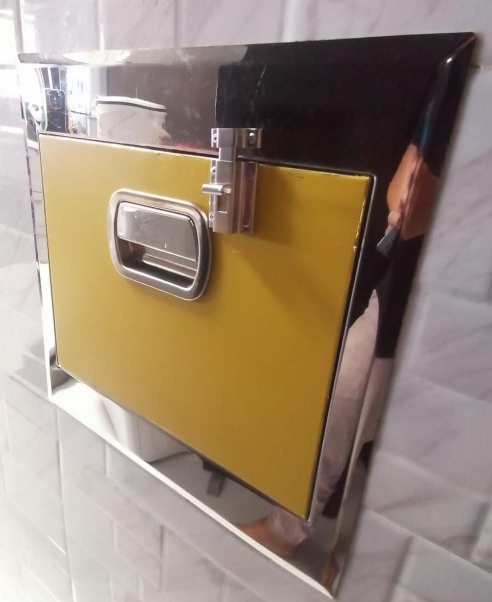 Unlock And Install Rubbish Chute Latch In Bayshore
