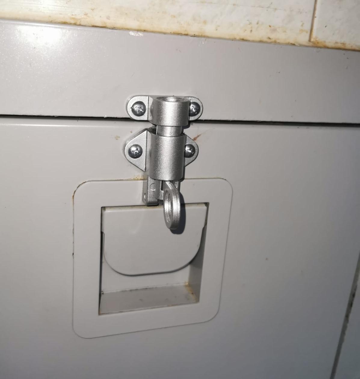 Unlock And Install Rubbish Chute Latch