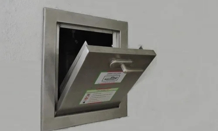 HDB rubbish chute problems