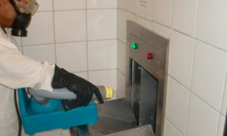 how to unclog a trash chute