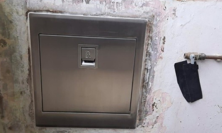 Rubbish Chute Replacement Service Singapore
